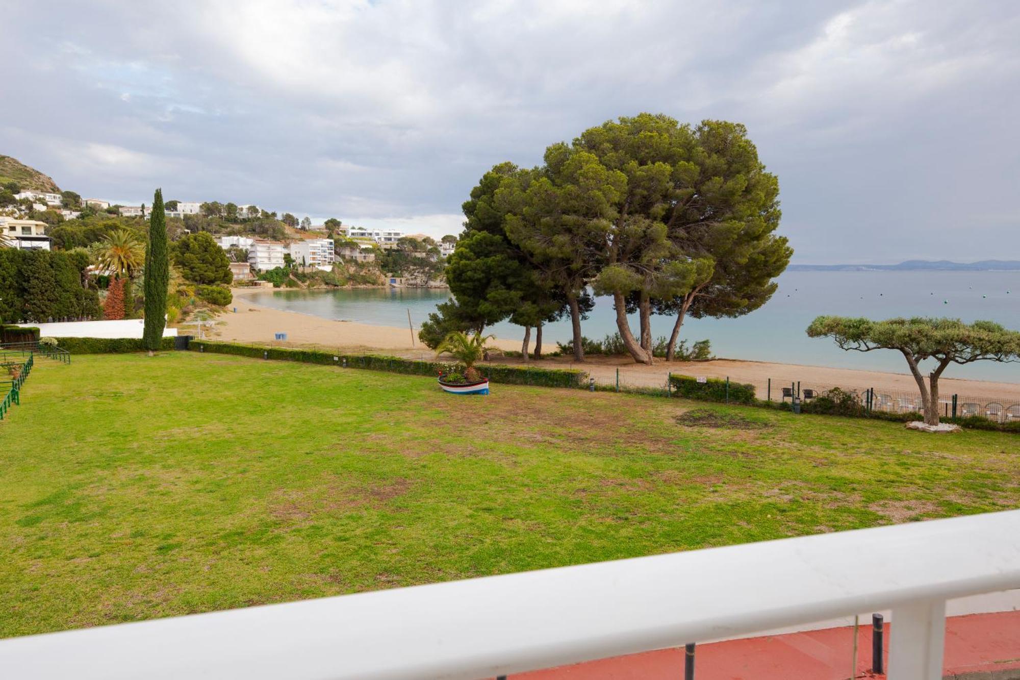 Apartamento Almadraba Roses Exterior foto